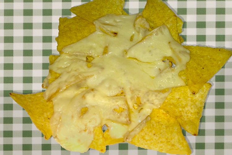 CucinareBlog.it- Nachos con formaggio fuso